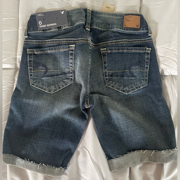 NWT AE Bermuda Shorts Size 0 - Picture 2 of 4